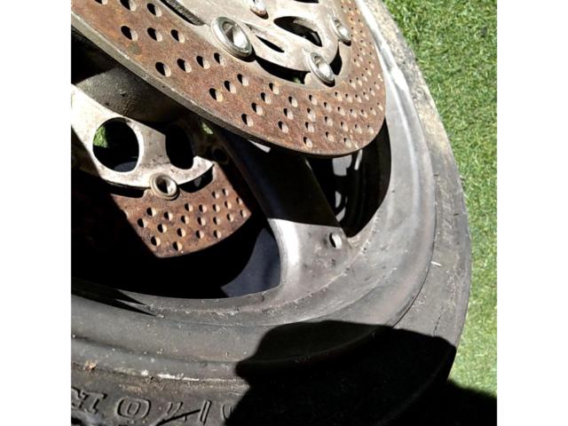 Riders SUZUKI (Suzuki) Genuine Front Wheel
RGV250 gamma (VJ21A)