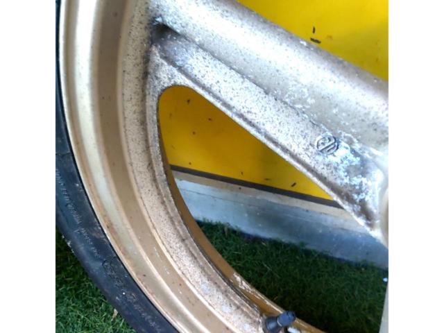 [Riders] HONDA
(Honda)
VT250 Spada
Original wheel front and back set