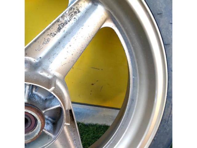 [Riders] HONDA
(Honda)
VT250 Spada
Original wheel front and back set