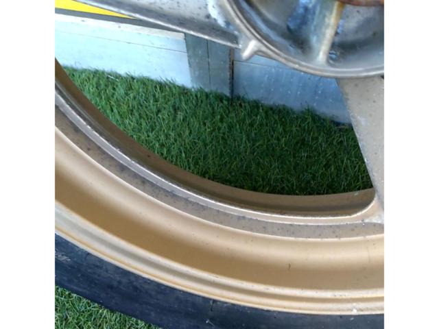 [Riders] HONDA
(Honda)
VT250 Spada
Original wheel front and back set