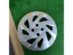 Genuine Toyota (TOYOTA) Aqua genuine 15 inches wheel cap
A sheet