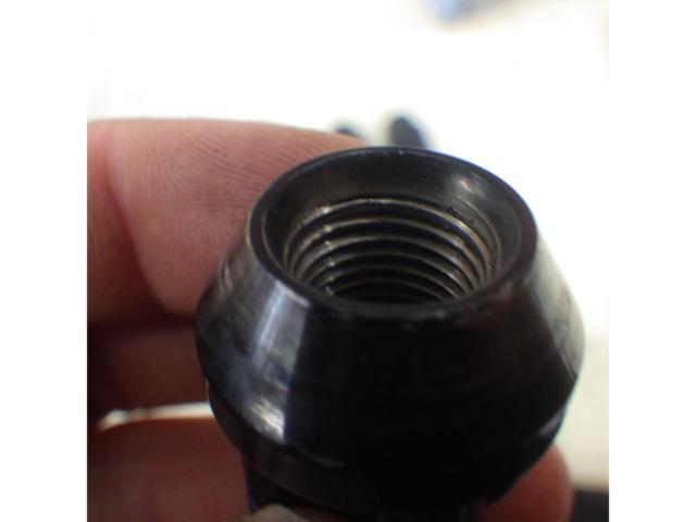 TPI ブラックロックナット【M12xP1.25 4個】