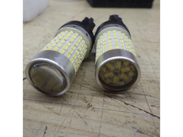 メーカー不明 LEDバルブ 【3157(T25) ホワイト ダブル球】