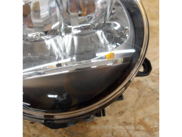 トヨタ純正(TOYOTA) 純正LEDフォグランプ KOITO 48-150 R