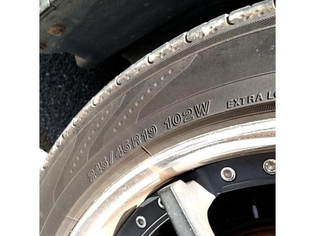 【タイヤのみ2本】YOKOHAMA BluEarth-RV RV03 245/45R19