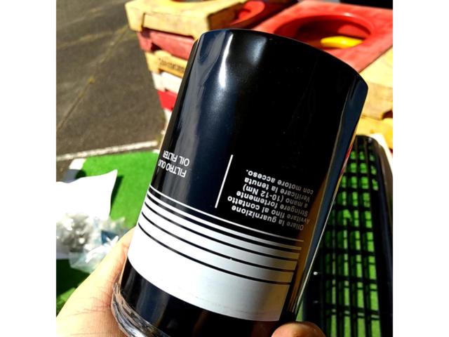 【未使用】UFI Filters オイルフィルター 品番23.436.00