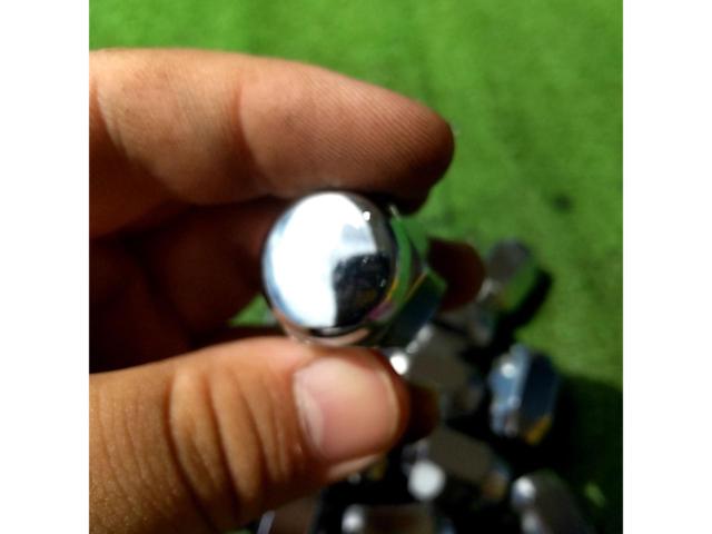 Unknown Manufacturer
Tapered silver nuts
Twenty
P1.5 × M12
21 HEX
