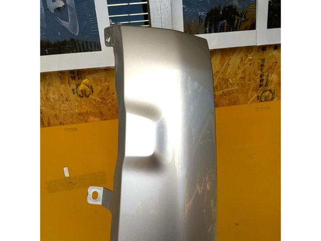 Mitsubishi genuine (MITSUBISHI) Delica D5
Rear bumper center