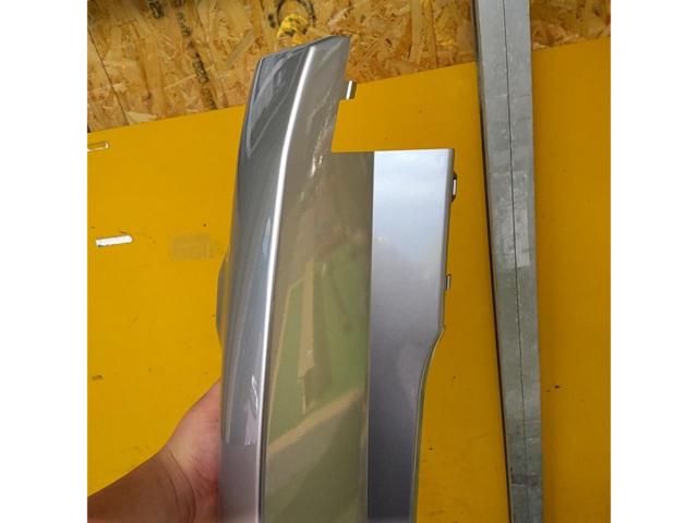 Mitsubishi genuine (MITSUBISHI) Delica D5
Rear bumper center