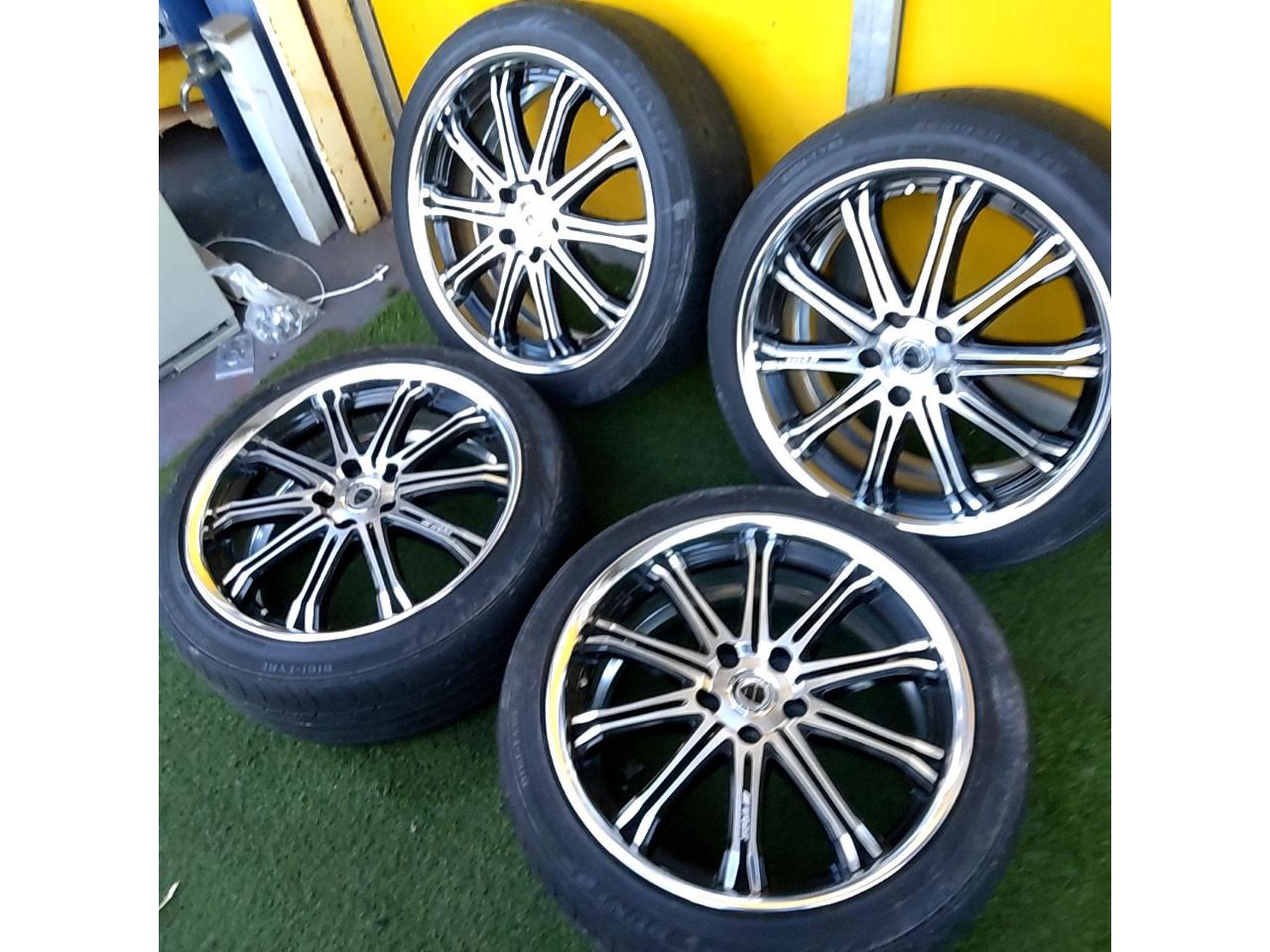 [Wheel only set of four] WORK (work)
SCHWERT
SC18.5Jx19+50
114.3-5H
