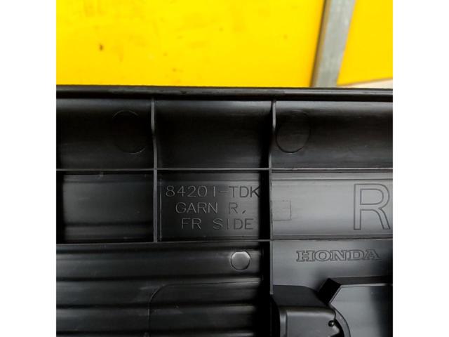 HONDA genuine (Honda)
Freed / GB5
Scuff plate
Right front
84201-TDK