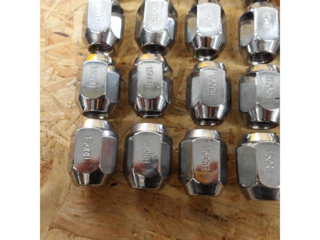 メーカー不明 メッキホイールナット 【M12xP1.5 21HEX 20個】