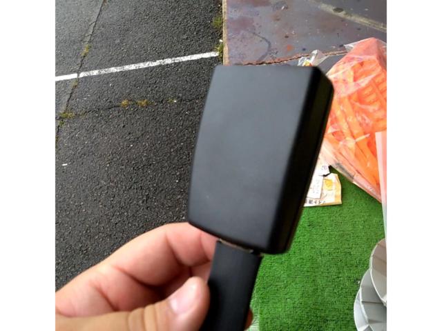 メーカー不明 シートベルトエクステンダー(延長ソケット)