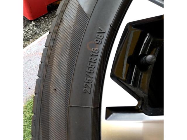 三菱純正(MITUBISHI) デリカD:5 後期ホイール+TOYO CL1 SUV