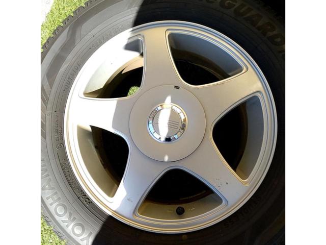 Studless SX
Silver 5-spoke multi-wheel + YOKOHAMA
iceGUARD
iG60