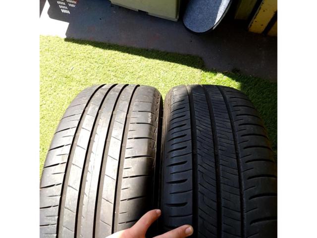 [Four] only tire BRIDGESTONE
TURANZA
T005A+ENASAVE
RV
505
[215 / 55R18]