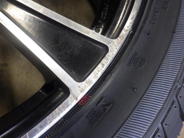 MONZA JAPAN WARWIC(ワーウィック) CAROZZA (5HOLE) + WINRUN R330 215/45R18 93W