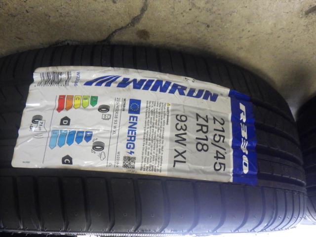 MONZA JAPAN WARWIC(ワーウィック) CAROZZA (5HOLE) + WINRUN R330 215/45R18 93W