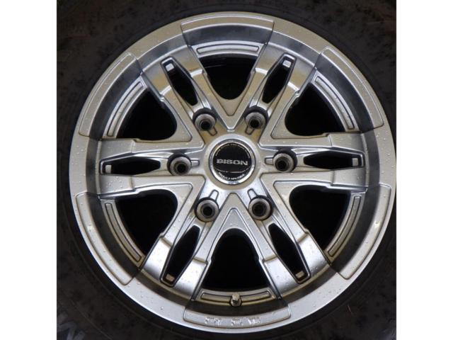 【スタッドレス】HOTSTUFF BISON ツイン6本スポーク + KUMHO winterPorTtan CW61