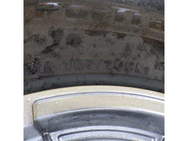 【スタッドレス】HOTSTUFF BISON ツイン6本スポーク + KUMHO winterPorTtan CW61