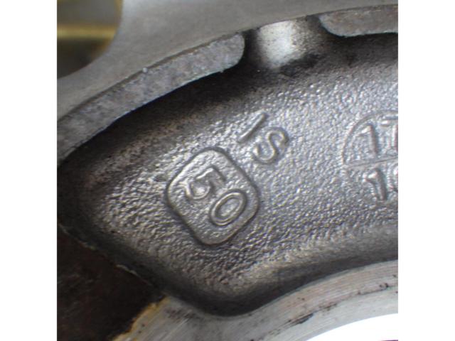 Studless BALMINUM
TR10
+
BRIDGESTONE
BLIZZAK
VRX3