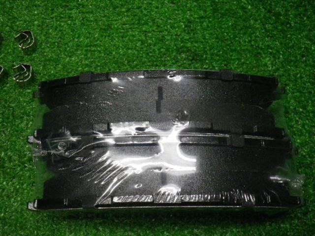 メーカー不明 フロントブレーキパッド 【ZSU60W/ハリアー】 Z09252