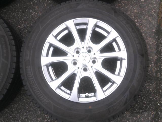 BIG WAY TRG-BAHN + BRIDGESTONE BLIZZAK VRX3 195/65-15 4本セット Z09288
