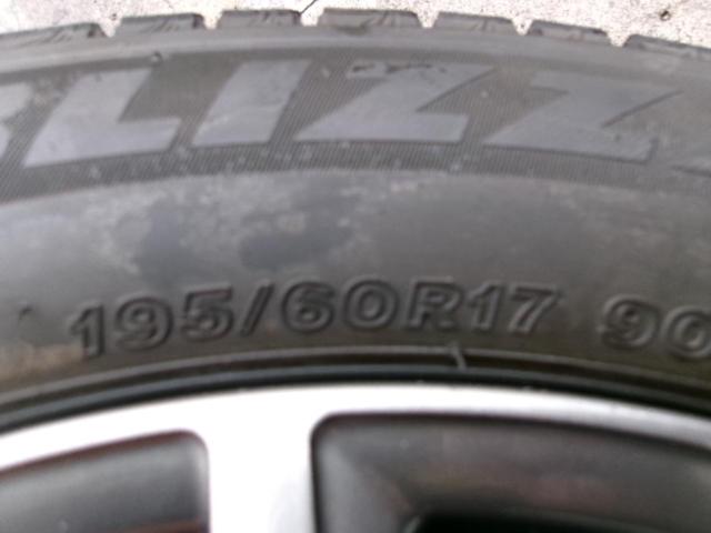 【平座ナット専用】BRIDGESTONE BALMINUM AR12 + BRIDGESTONE BLIZZAK VRX3 195/60-17 4本セット Z09307