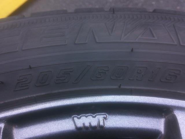 BADX D.O.S. GAVIALⅢ + GOODYEAR ICE NAVI7 205/60-16 Z09316