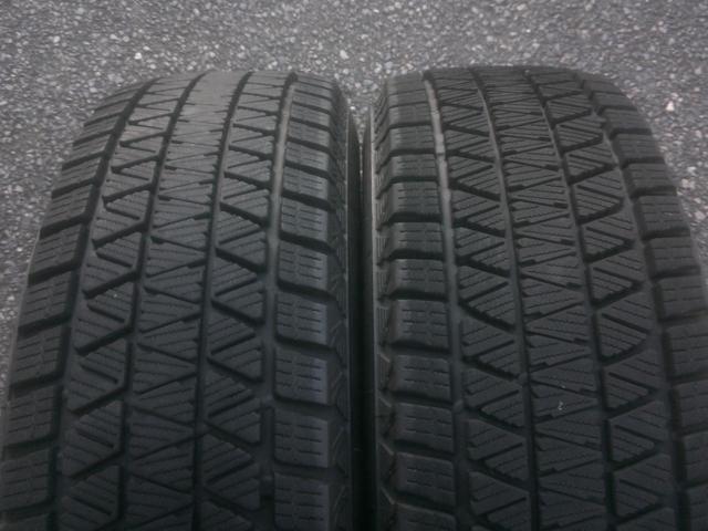 BRIDGESTONE BLIZZAK DM-V3 215/70-16 スタッドレスタイヤ4本セット Z09312
