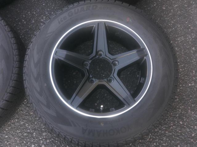 Lehrmeister PREMIX ESTELA + YOKOHAMA iceGUARD G075 175/80-16 Z09328