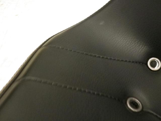 Harley
Davidson
Genuine
Bevel
2-UP seat
Street
Bob
Softail
Standard
52000400
Z09330