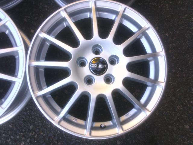 YellowHat GELBUT YPW01 15インチホイール Z09411