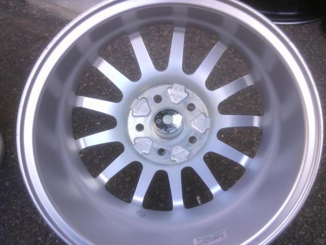 YellowHat GELBUT YPW01 15インチホイール Z09411