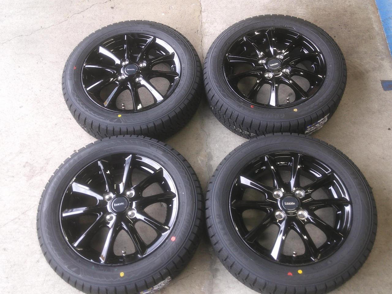 BRIDGESTONE
LANX
L5
black
+
GOODYEAR
(ICE
NAVI
8)
155 / 65-14
Unused
4 pieces set