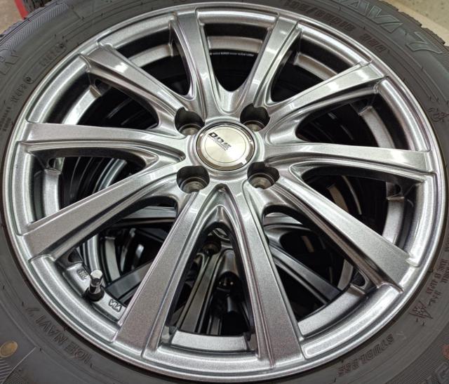 BADX
DOS
SE-10R
plus
+
GOODYEAR
iCE
NAVI 7
92Q