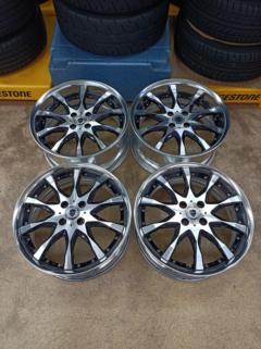 WORK
SCHWERT
SW2
*Front A disc
Rear O disk