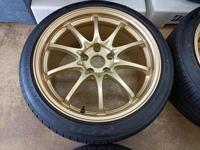 RAYS VOLK RACING CE28N-plus+FALKEN AZENIS FK510 95Y XL