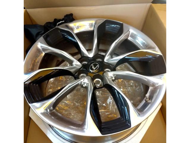 LEXUS genuine
LEXUS genuine
LC 500
S package genuine wheel
