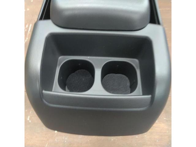 Toyota
Hiace 200
Genuine center console