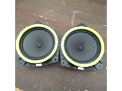 Toyota
200 series
Hiace
Genuine
Front speakers