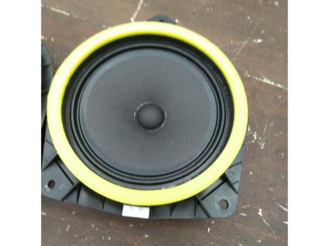 Toyota
200 series
Hiace
Genuine
Front speakers