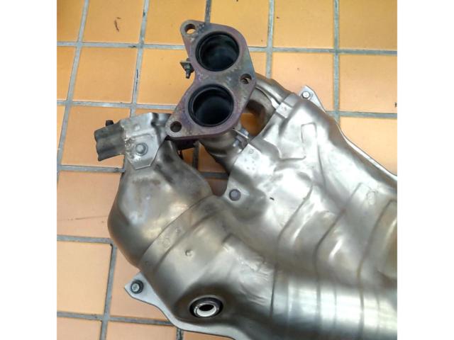 トヨタ ZN6 86 後期 純正 エキゾーストマニホールド 第一触媒