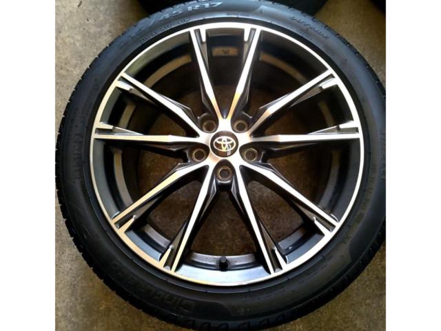 Toyota genuine
TOYOTA
ZN6 / 86
Late model GT-Limited genuine wheels + PIRELLI
CintuRato
P7
