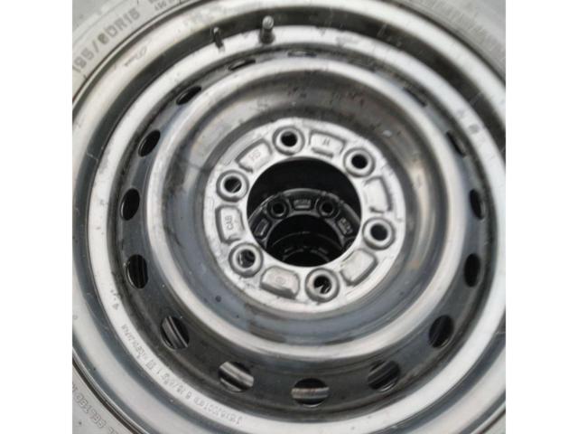 トヨタ 200系 ハイエース 純正スチールホイール+DUNLOP SP175N