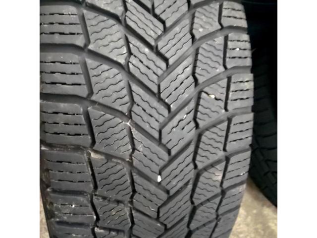 weds LEONIS VX +MICHELIN X-ICE SNOW