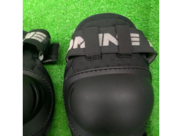 【KOMINE】SK-466 プロニーガード<膝>