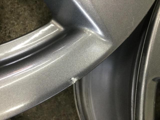 NISSAN(ニッサン) E12 ノート ブラックアロー純正ホイール