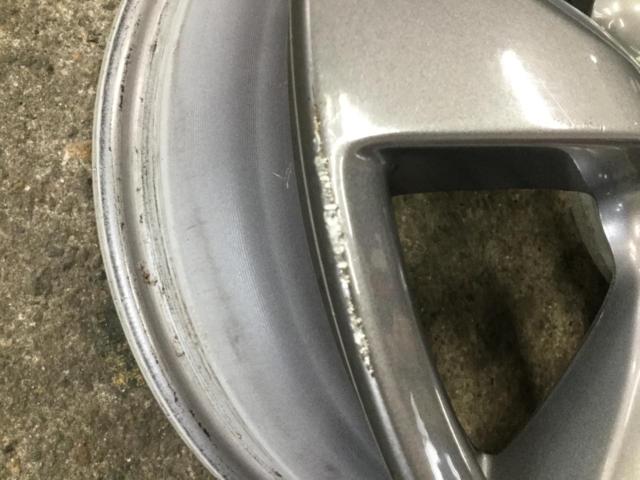 NISSAN(ニッサン) E12 ノート ブラックアロー純正ホイール