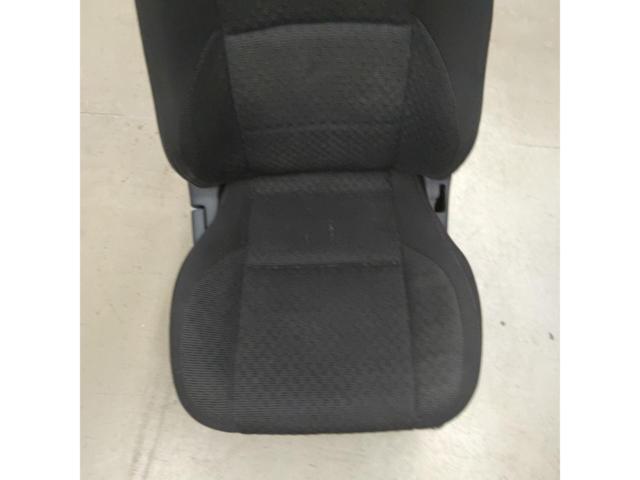 【運転席側】【トヨタ純正】リクライニングシート